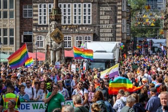 Der Christopher Street Day (CSD) in Bremen im vergangenen Jahr.