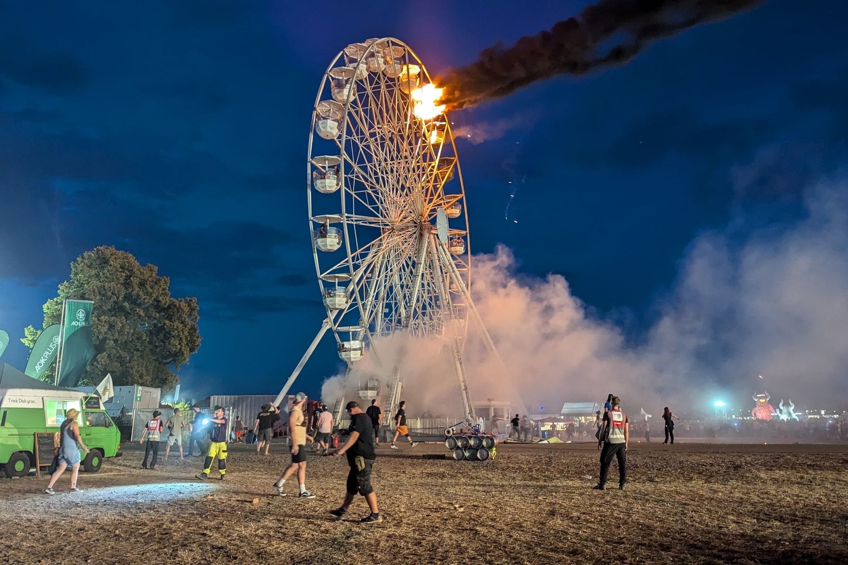 Highfield Festival - Riesenrad brennt