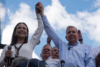 Maria Corina Machado bei ihrem letzten öffentlichen Auftritt zusammen mit dem Kandidaten der Opposition Edmundo Gonzalez Urrutia