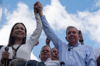 Maria Corina Machado bei ihrem letzten öffentlichen Auftritt zusammen mit dem Kandidaten der Opposition Edmundo Gonzalez Urrutia