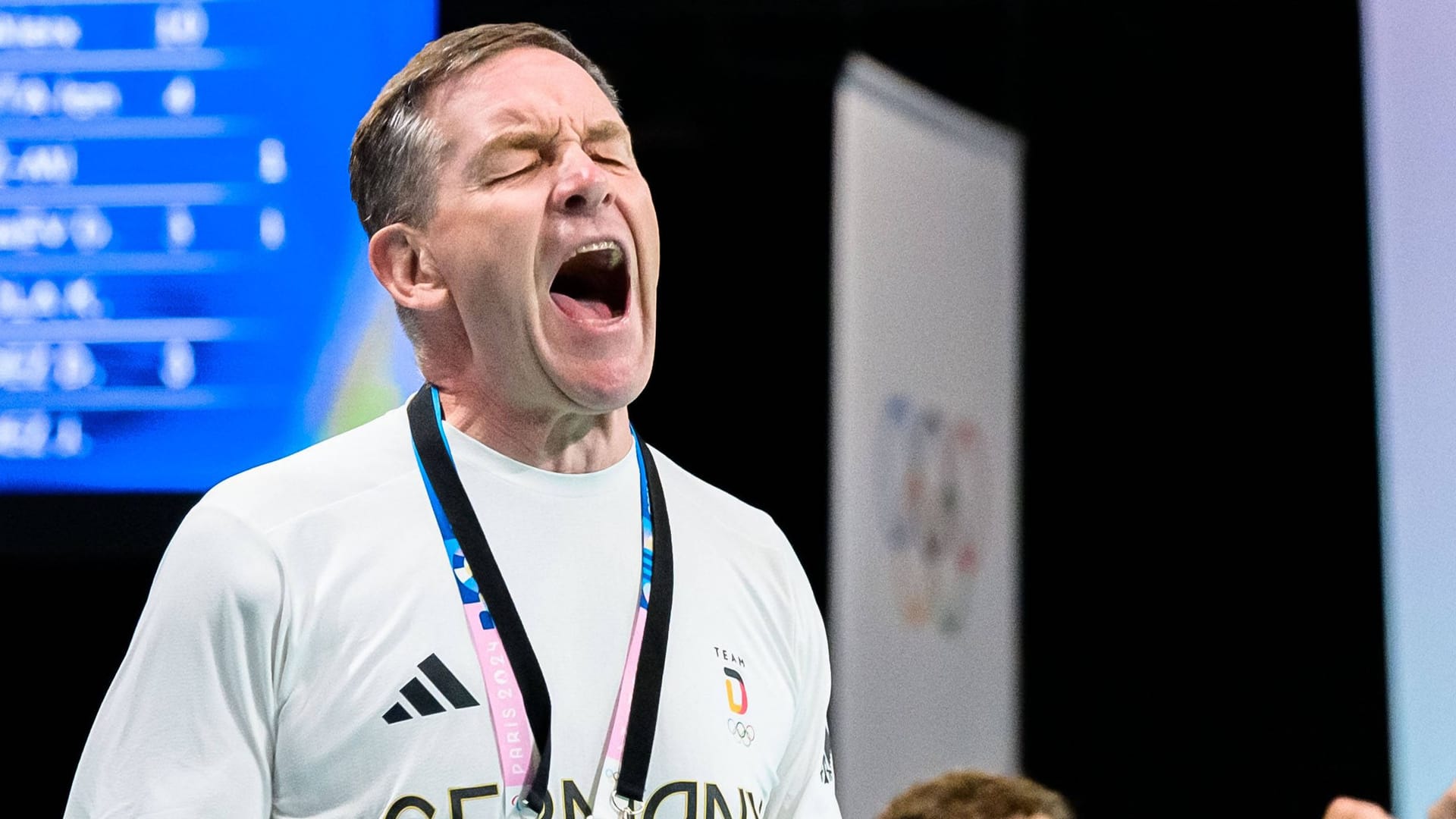 Alfred Gislason: Der Handball-Bundestrainer stauchte seine Spieler während des Olympia-Finales ordentliche zusammen.