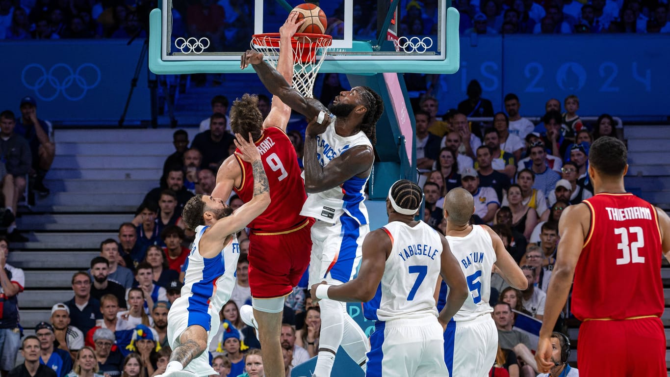 Franz Wagner: Der deutsche Basketballnationalspieler sorgte mit seinem Dunk gegen Frankreich für die wohl spektakulärste Szene des olympischen Turniers.