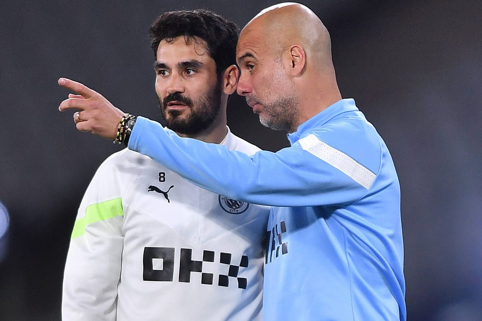 İlkay Gündoğan (l.) und Pep Guardiola: Nach sieben gemeinsamen Jahren war 2023 Schluss, nur ein Jahr später sind sie wieder vereint.