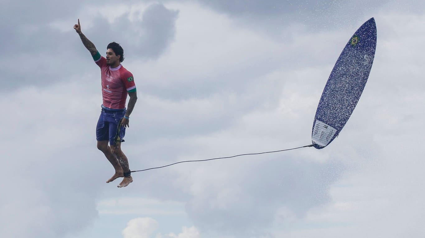 Das wohl spektakulärste Bild der Sommerspiele hat sich der brasilianische Surfer Gabriel Medina geschnappt, als er in der Luft perfekt posierte.