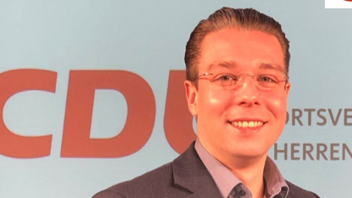 Adrian von Wysiecki bei einem Treffen seines CDU-Ortsverbands: Dort war er unter anderem Mitgliederbeauftragter.