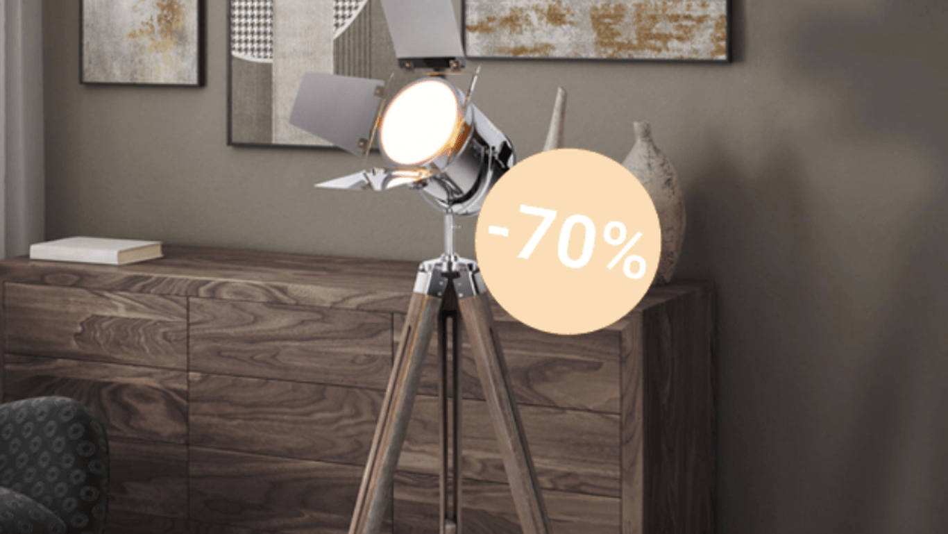 Hollywood-Flair für Ihr Zuhause: Eine schicke Stehlampe ist derzeit radikal im Aldi-Onlineshop um 70 Prozent reduziert.