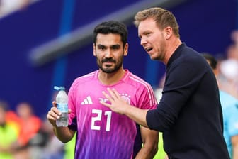 Ilkay Gündogan (l) und Julian Nagelsmann