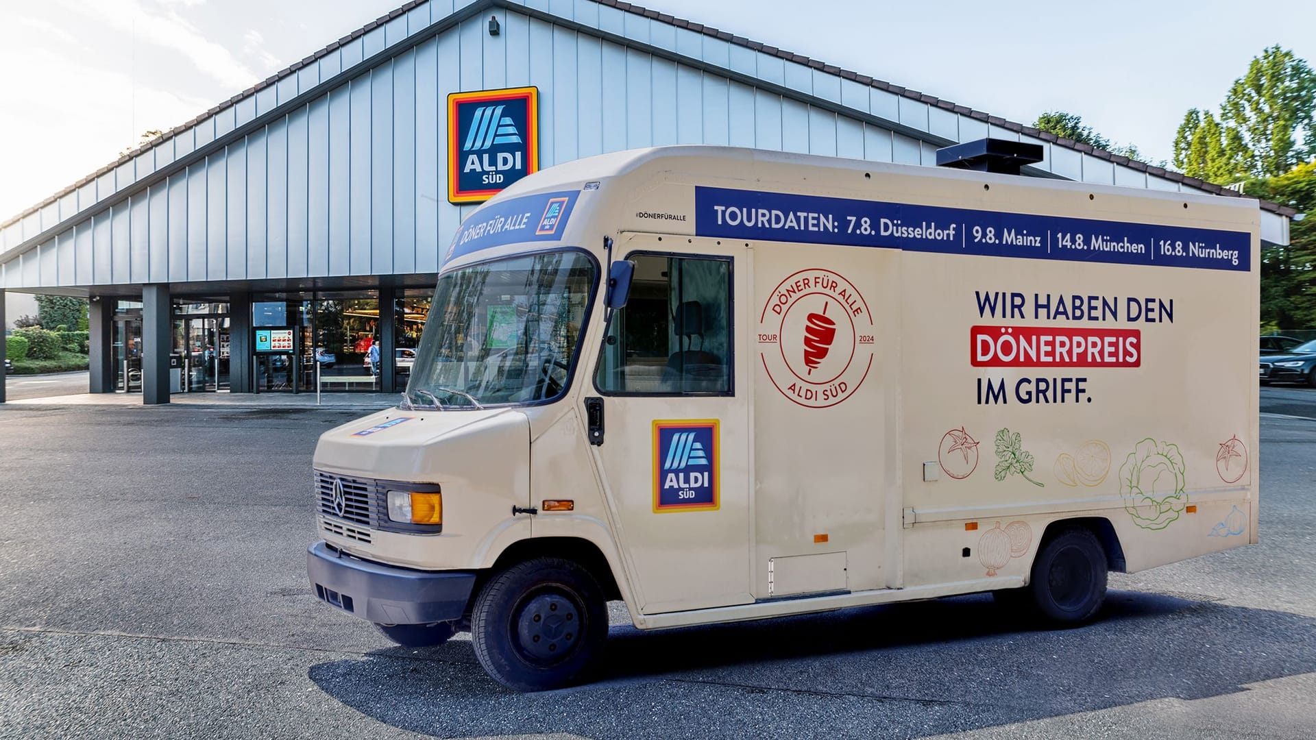 Auch vor einer Filiale in Düsseldorf wird der Döner-Truck Halt machen: Am 7. August steht er in Düsseltal.