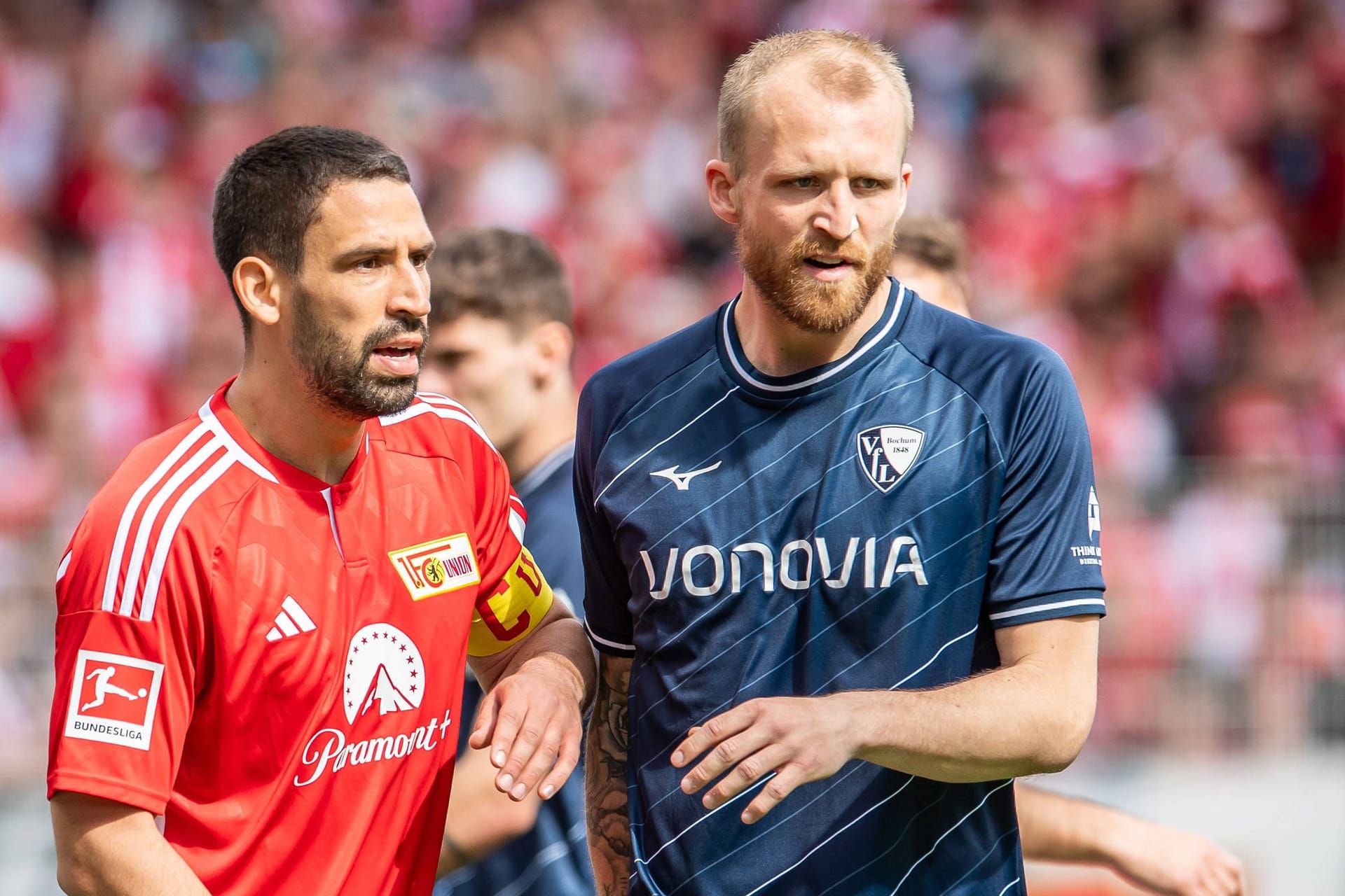 Unions Rani Khedira (l.) im Duell mit Bochums Philipp Hofmann: Beide Teams könnten es mit dem Abstiegskampf zu tun bekommen.