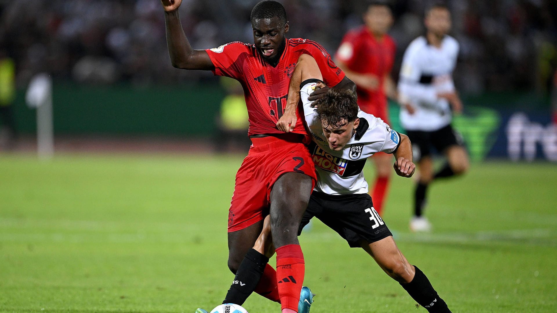 Vergangene Saison oft Unsicherheitsfaktor: Dayot Upamecano, hier im Pokalspiel der Bayern gegen den SSV Ulm vergangenes Wochenende.