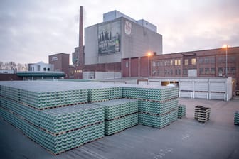 Hier ein paar Bier angeln? Das ist dann doch nicht so einfach.