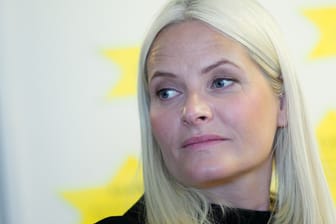 Mette-Marit von Norwegen: Gegen ihren Sohn Marius Borg Høiby wird wegen Vorwürfen der Körperverletzung ermittelt.