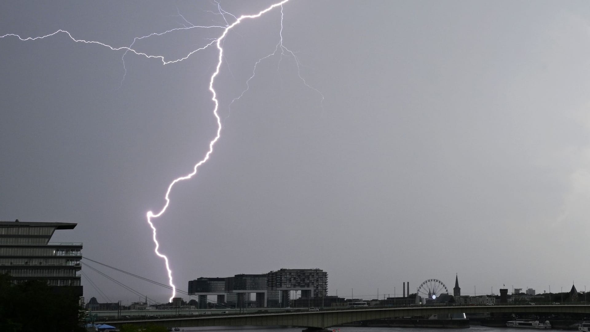 Sommergewitter im Rheinland