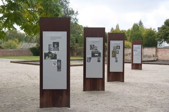 Wahlwerbung an der Gedenkstätte in Brandenburg an der Havel sorgt für Unmut (Archivbild):