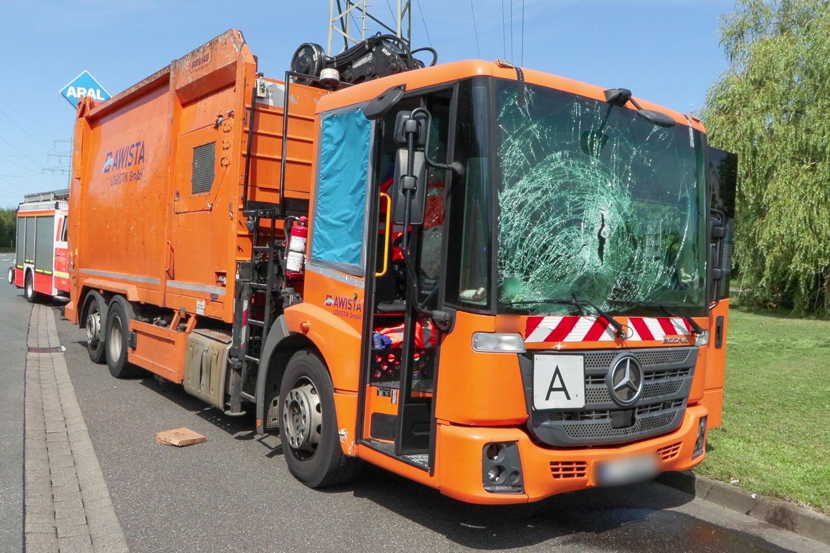 Schwerer Unfall zwischen Müllwagen und Fahrradfahrer - Radfahrer