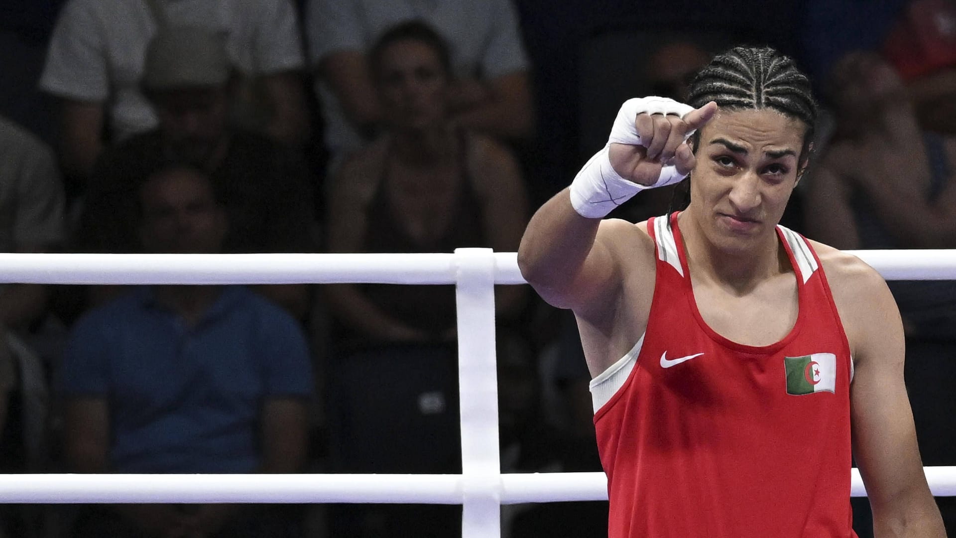 Die algerische Boxerin Imane Khelif: Um die Teilnahme der Sportler am olympischen Frauenboxen ist eine Kontroverse entbrannt.