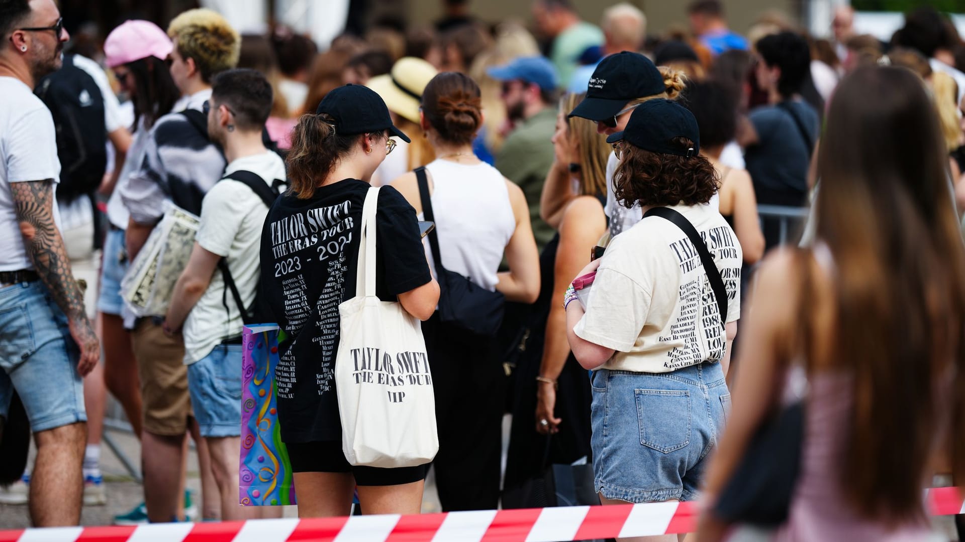 Taylor-Swift-Konzerte in Wien wegen Terror-Gefahr abgesagt Taylor-Swift-Konzerte in Wien wegen Terror-Gefahr abgesagt