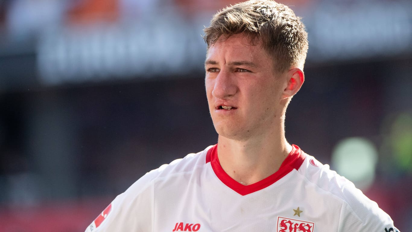 Angelo Stiller vom VfB Stuttgart ist zum ersten Mal dabei.