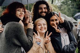 Besucher des Festivals im Vorjahr (Archivbild): Am Samstag und Sonntag ist wieder Zeit für Musik im Ehrenhof.