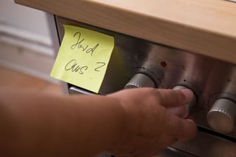 Zettel als Gedächtnisstütze den Herd auszuschalten