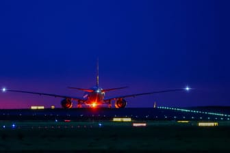 Frachtflugzeuge am Flughafen Leipzig-Halle