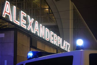 25.07.2022, Berlin - Deutschland. Die Polizei ist Tag und Nacht im Einsatz.