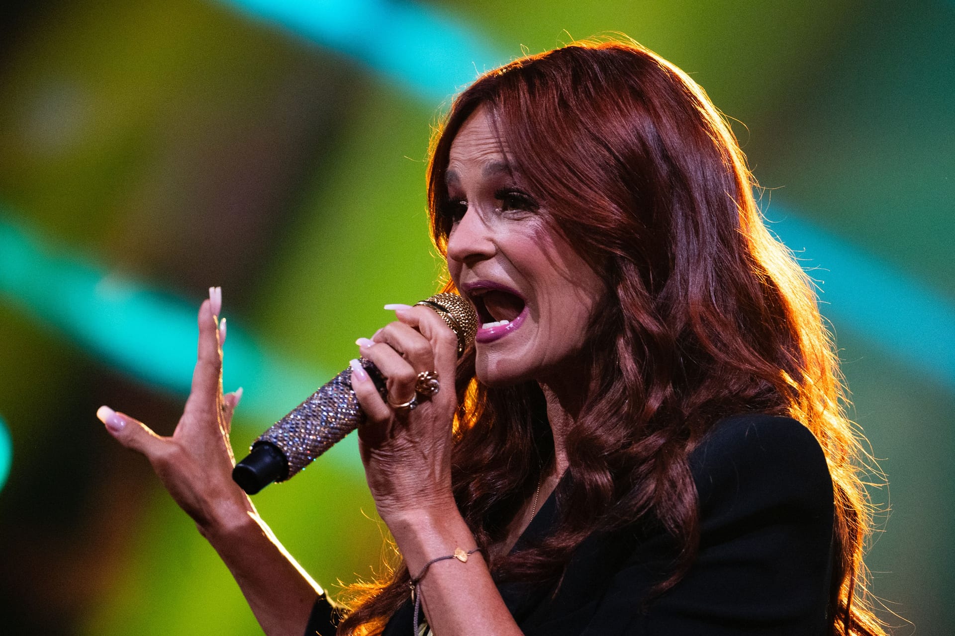 Andrea Berg performte gleich zu Beginn ihren Song "Sag niemals nie".