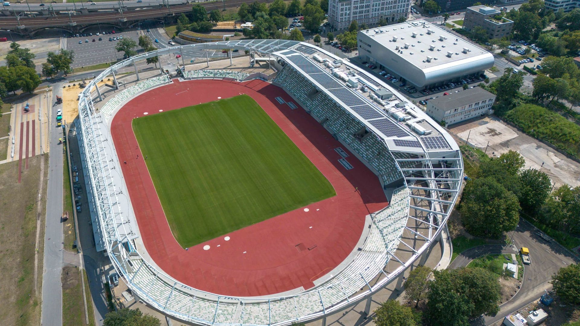 Eröffnung des Dresdner Heinz-Steyer-Stadions