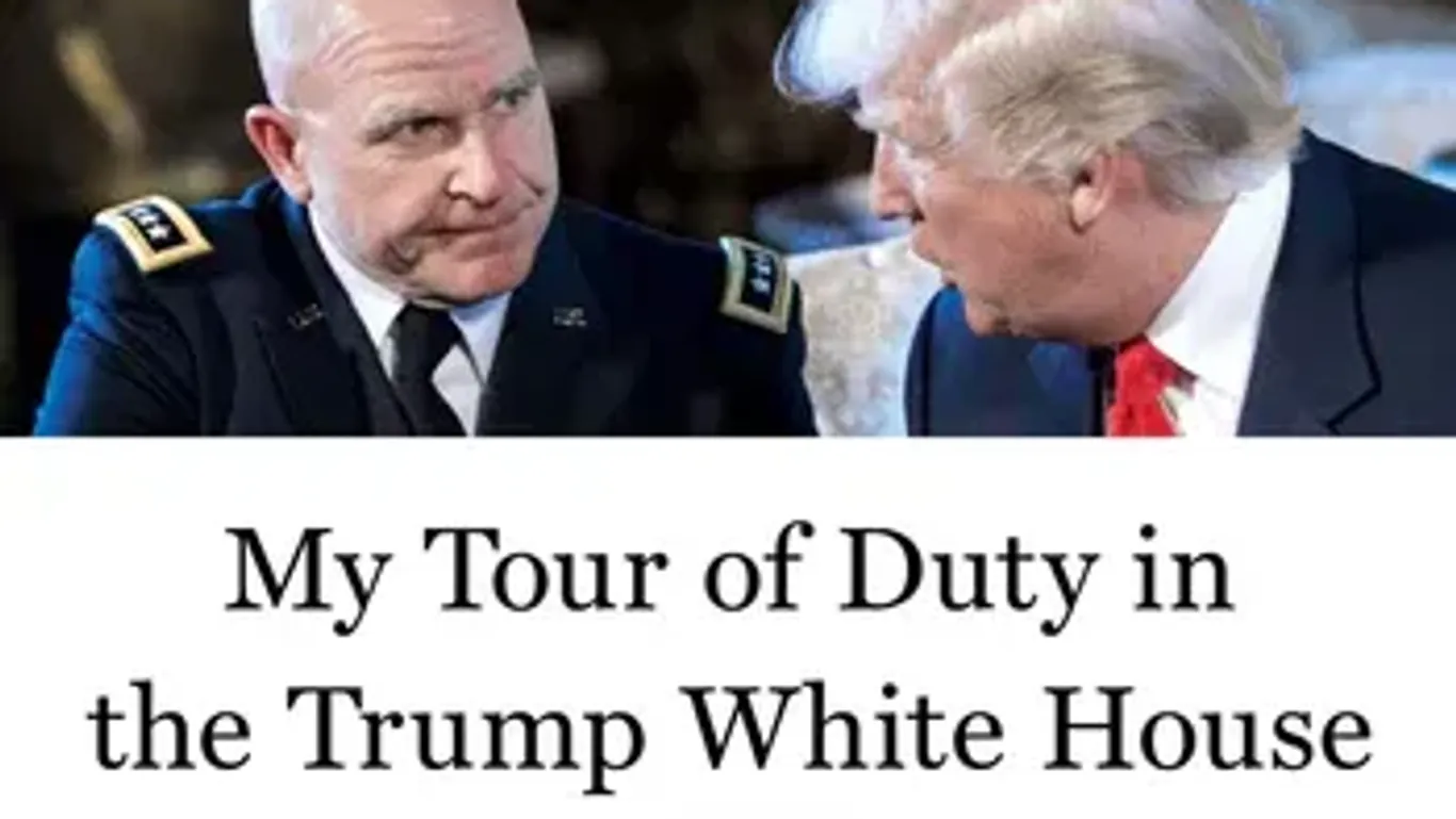 "At War with Ourselves: My Tour of Duty in the Trump White House" von H.R. McMaster