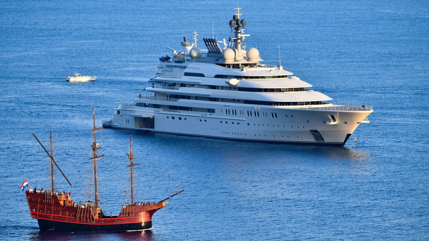 Die 145 Meter lange "Opera" (Archivfoto): Ein Großbrand vernichtete den Vorgänger, die "Sassi" fast vollständig.