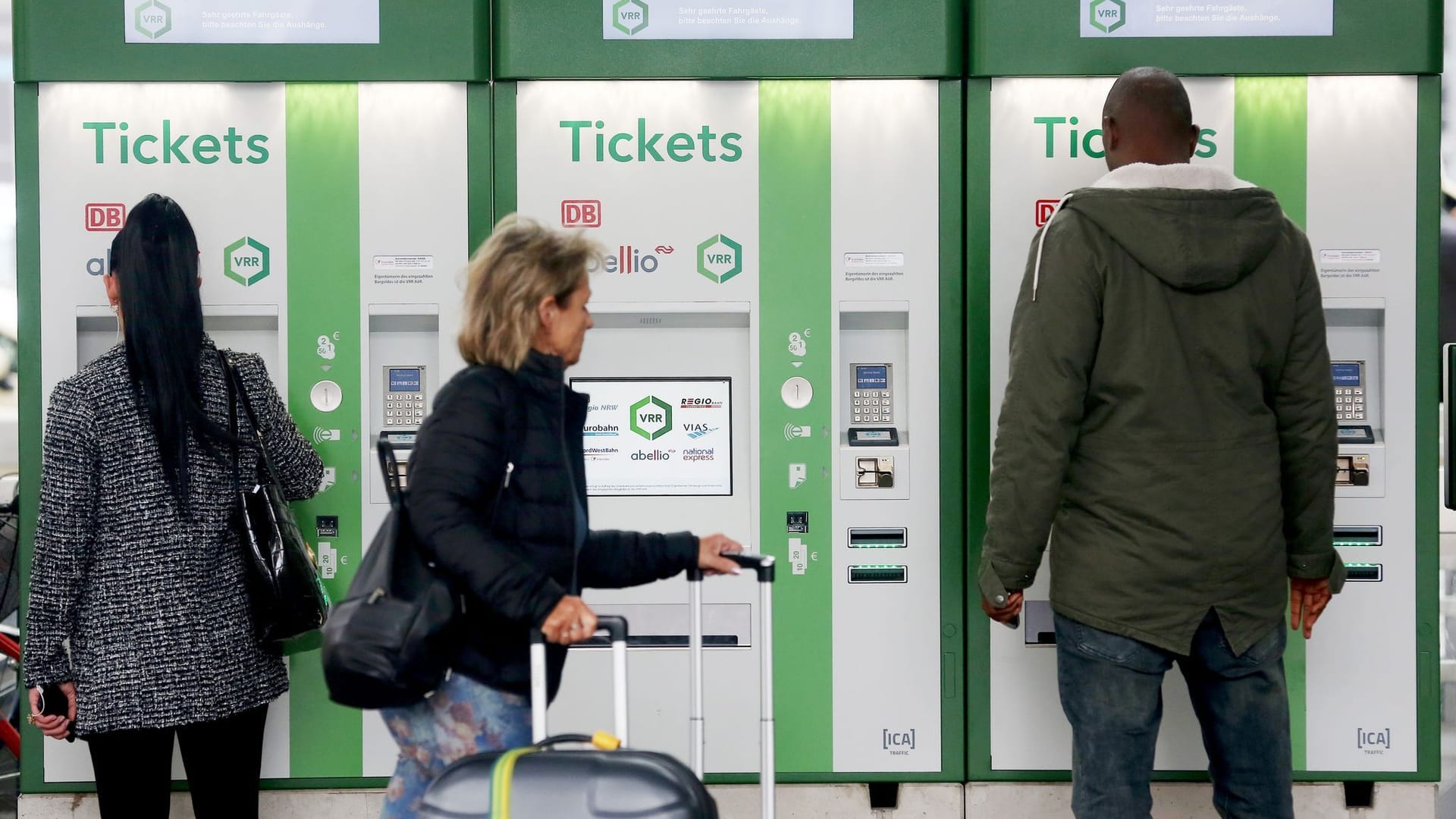 Große Nachfrage bei 9-Euro-Ticket in Nordrhein-Westfalen erwartet