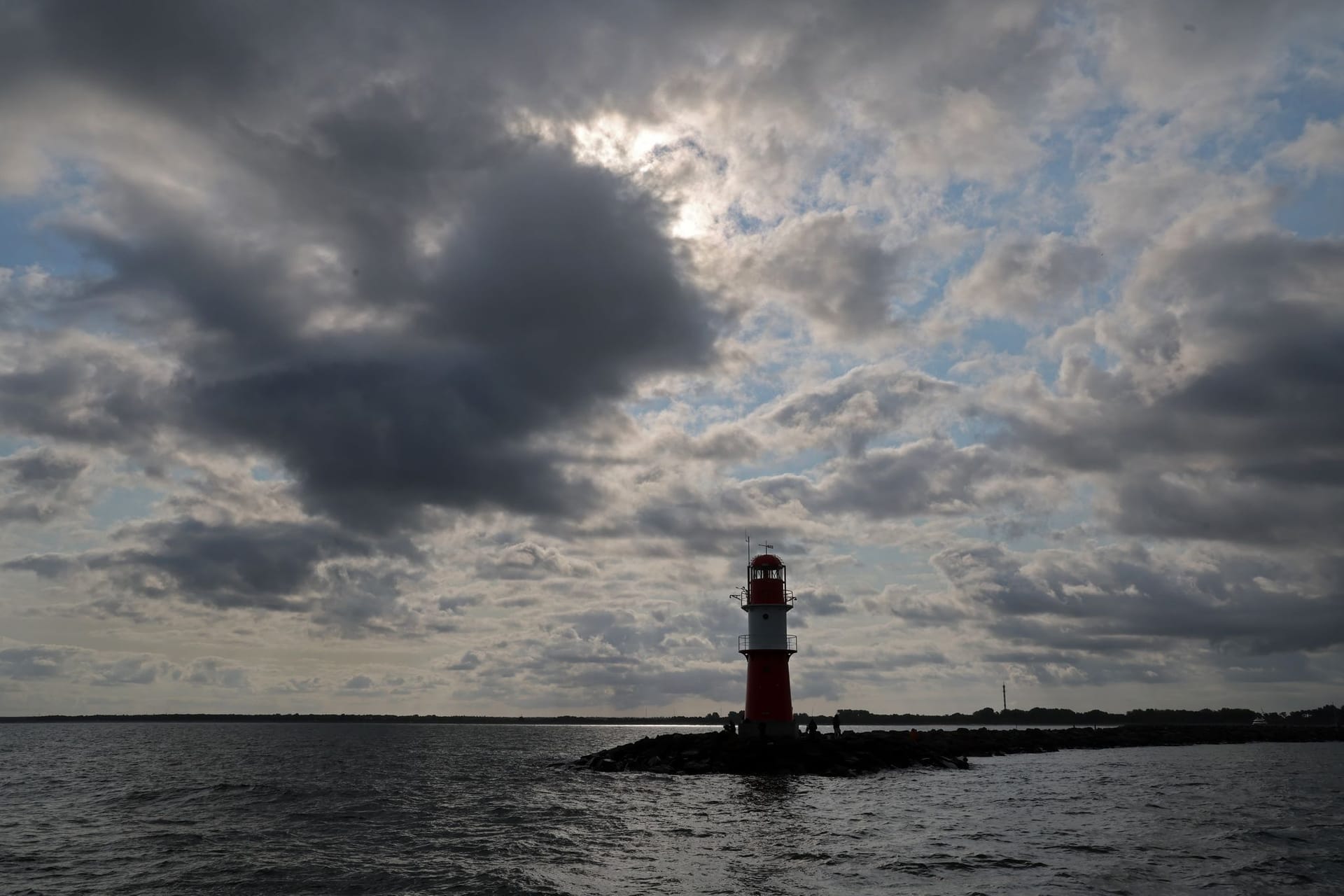 Sonne und Wolken an der Ostsee