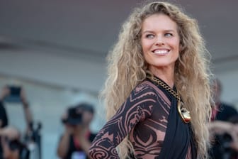 Eva Herzigova: Das tschechische Model wurde in Venedig zum Hingucker.