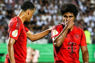 Jamal Musiala (l.) und Serge Gnabry: Der FC Bayern besiegte den SSV Ulm im Pokal.