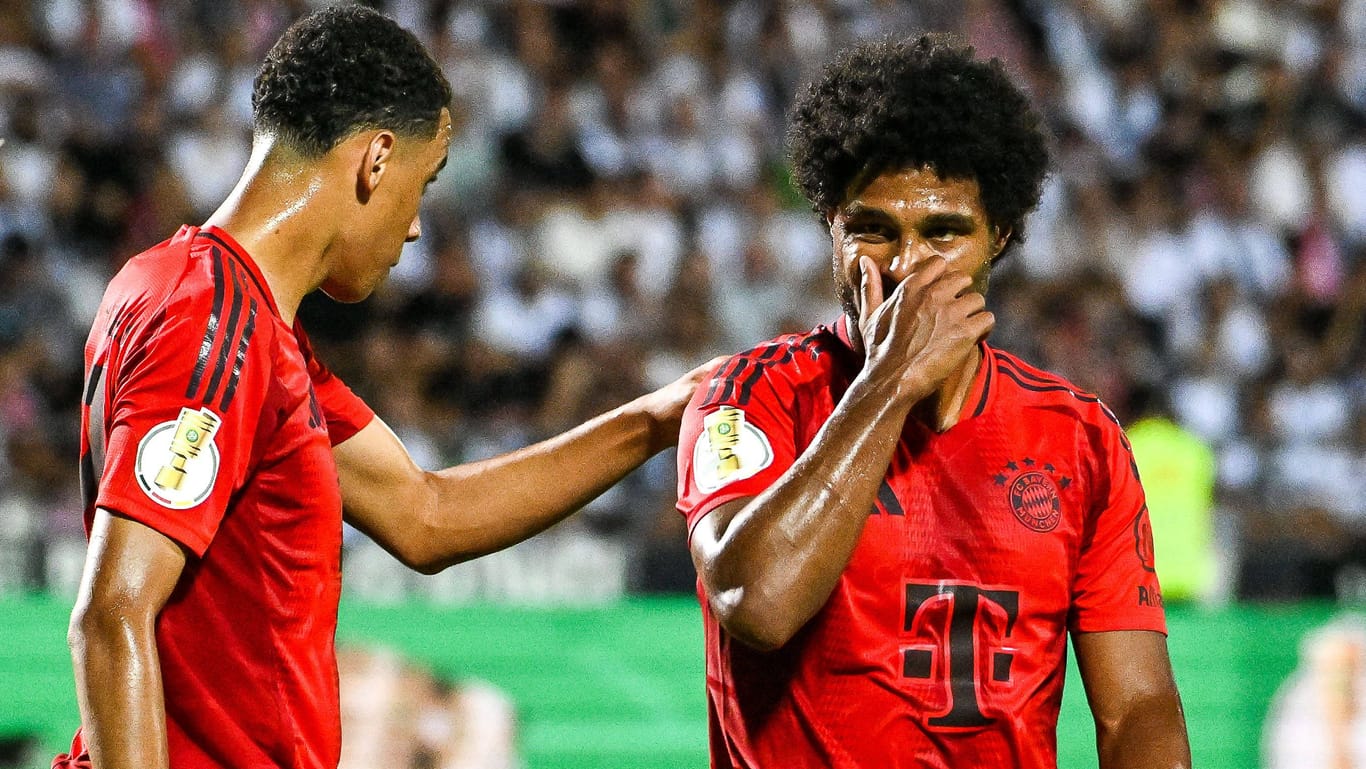 Jamal Musiala (l.) und Serge Gnabry: Der FC Bayern besiegte den SSV Ulm im Pokal.