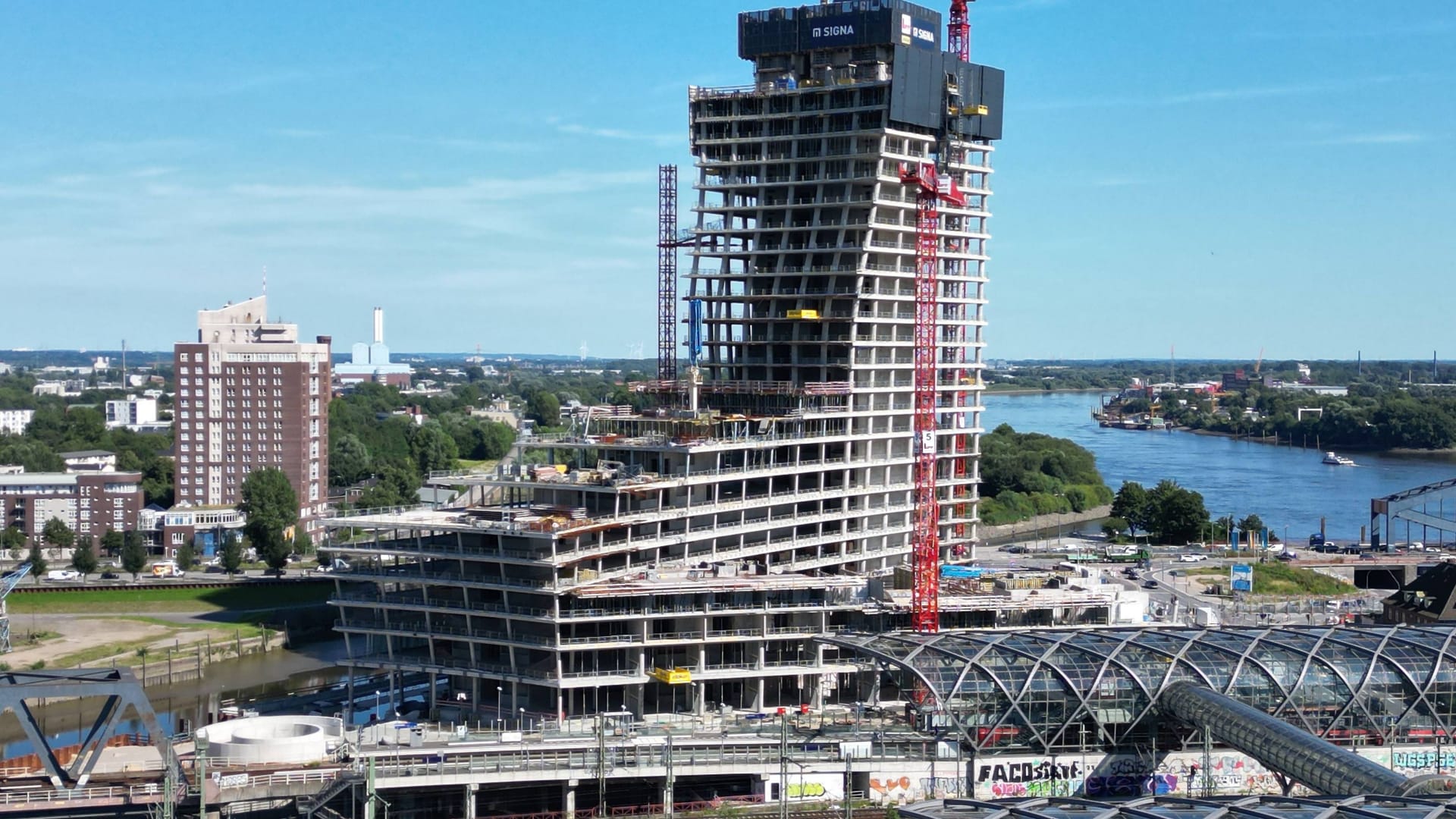 Der Rohbau des Elbtowers in der Hamburger Hafencity: Trotz zahlreicher Verzögerungen ist der Elbtower das einzige Gebäude, bei dem der Bau komplett stillstehe, sagt der Senat.