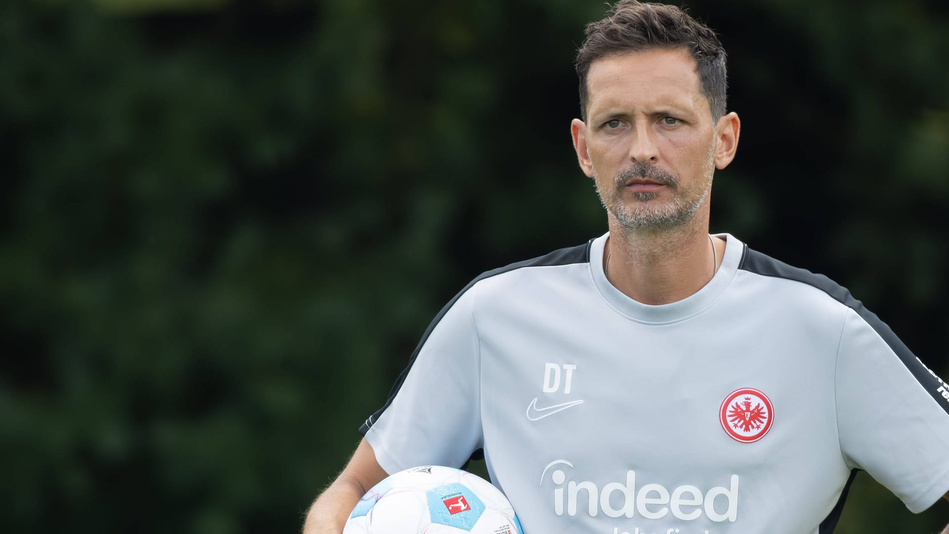 Dino Toppmöller: Er geht in seine zweite Saison als Frankfurt-Trainer.