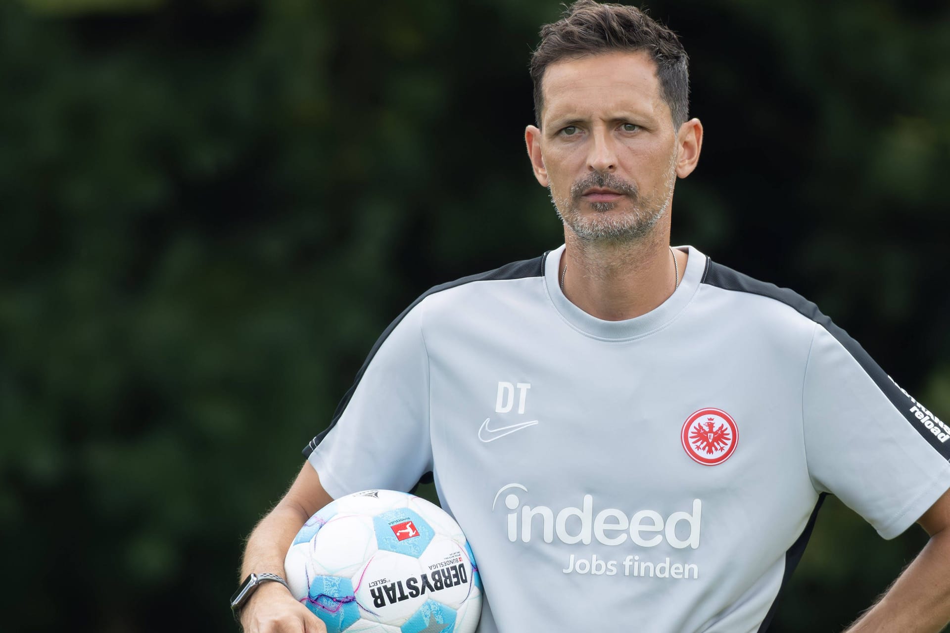 Dino Toppmöller: Er geht in seine zweite Saison als Frankfurt-Trainer.