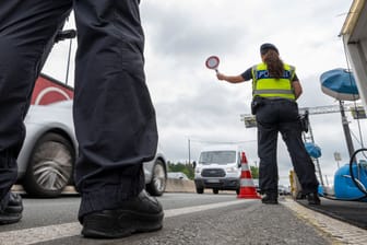 Grenzkontrollen Bundespolizei an A8