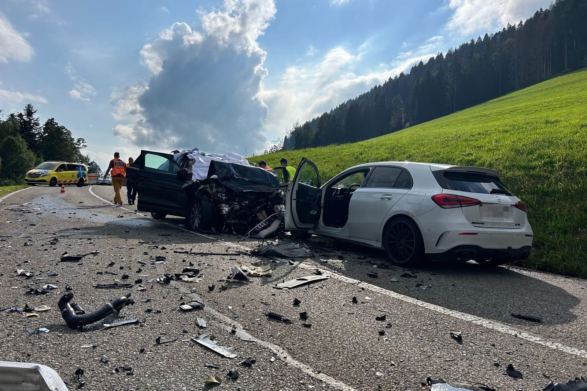 Drei Deutsche bei Unfall in der Schweiz umgekommen