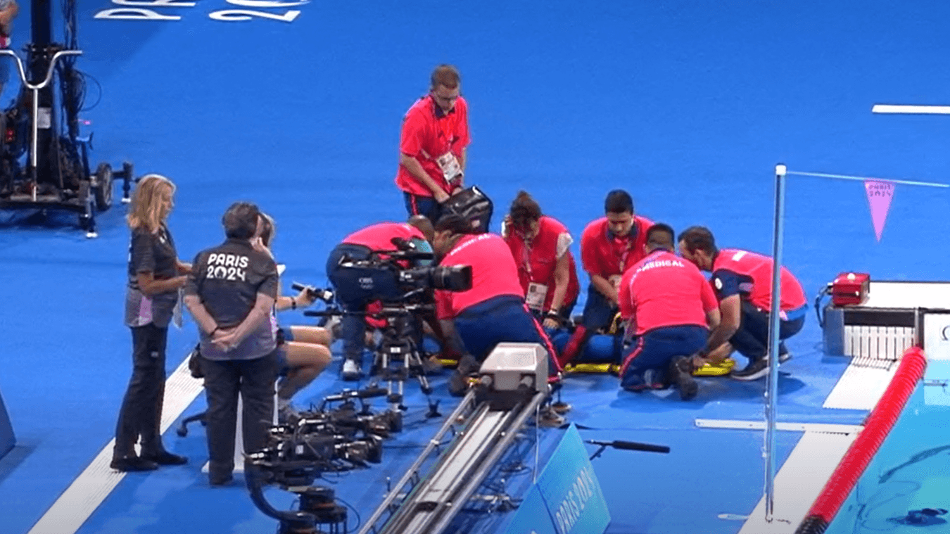 Medizinischer Notfall in der Schwimmhalle: Eine slowakische Athletin musste nach dem 200-Meter-Lagen-Vorlauf beatmet werden.