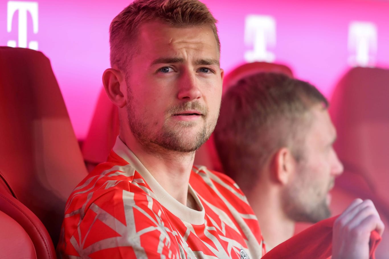 Matthijs de Ligt: Er verlässt den Klub offenbar in Richtung England.