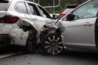 Mehrere Verletzte bei Unfällen auf A4 bei Chemnitz