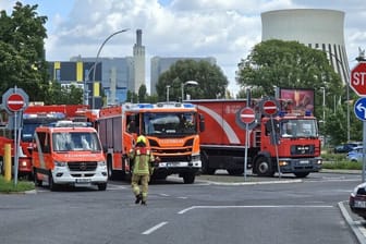 Großeinsatz in einer Fabrik in Haselhorst: Der Brand konnte jedoch schnell gelöscht werden.