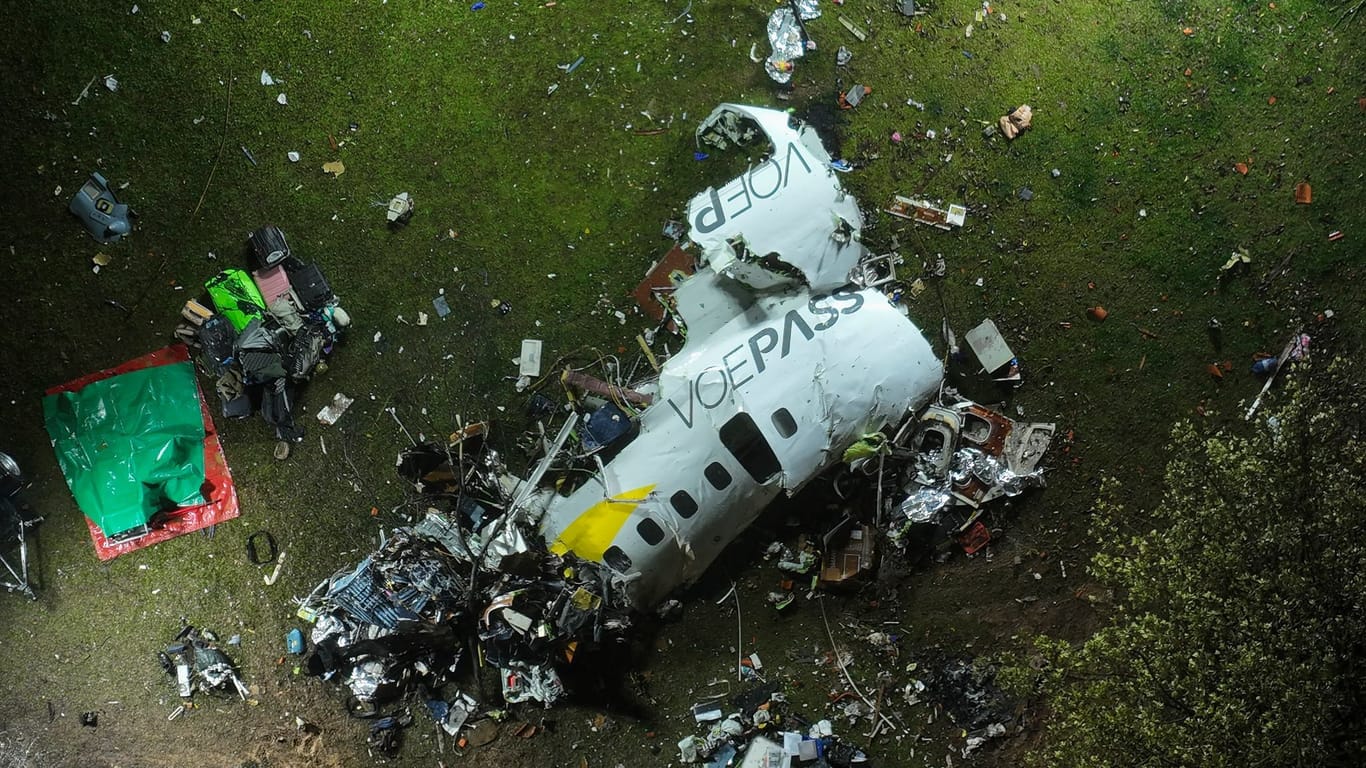 Flugzeugabsturz in Brasilien mit 62 Toten