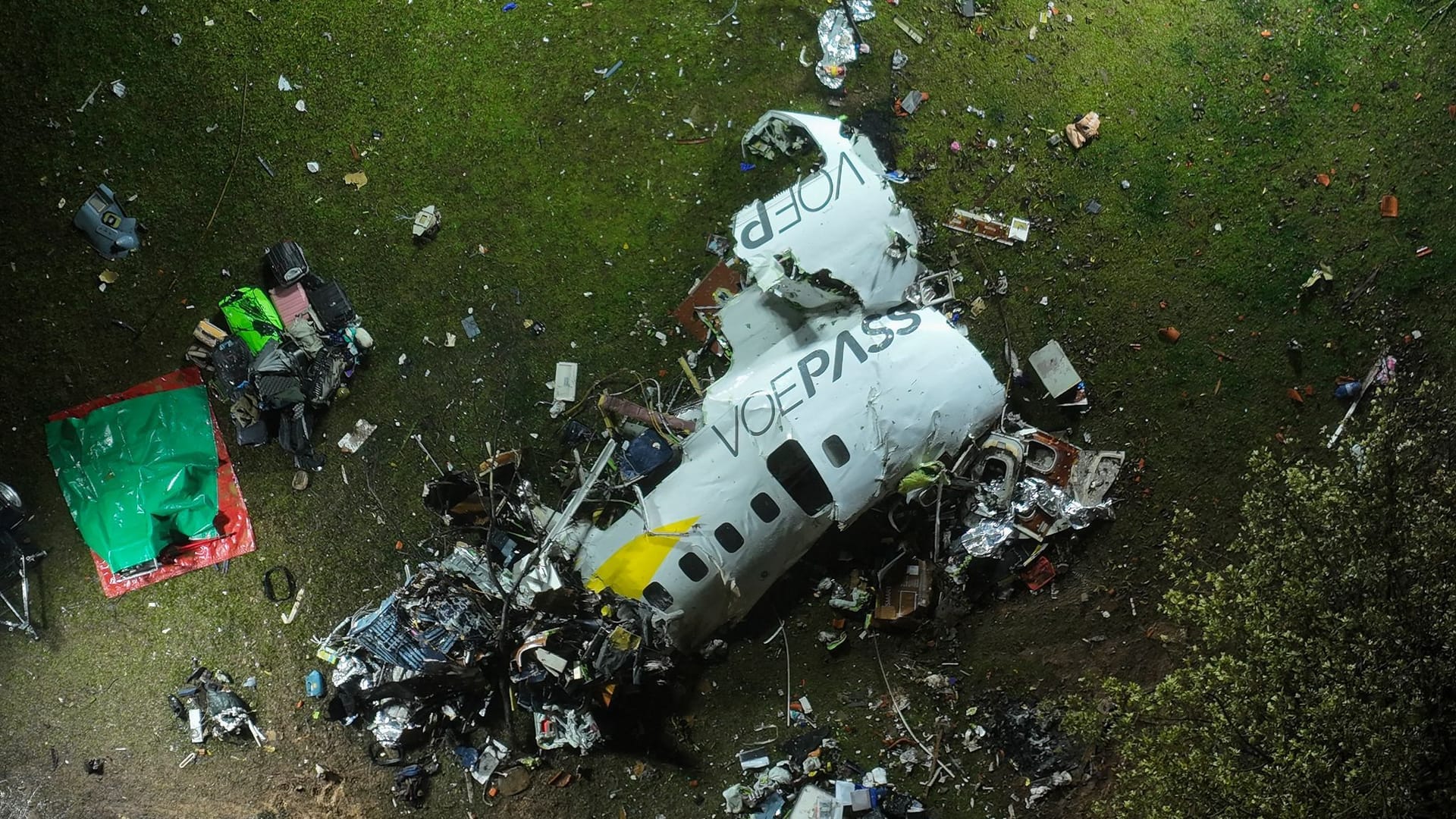 Bergungsarbeiten nach Flugzeugabsturz in Brasilien mit 62 Toten