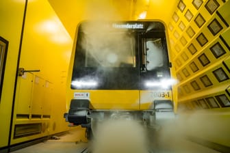 Neue U-Bahn-Baureihe im Kältekammer-Test: Die BVG braucht dringend neue Wagen.