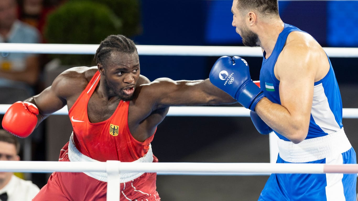 Nelvie Tiafack beim Boxen in Paris (Archivfoto): Nach Olympia will er ins Profigeschäft wechseln.