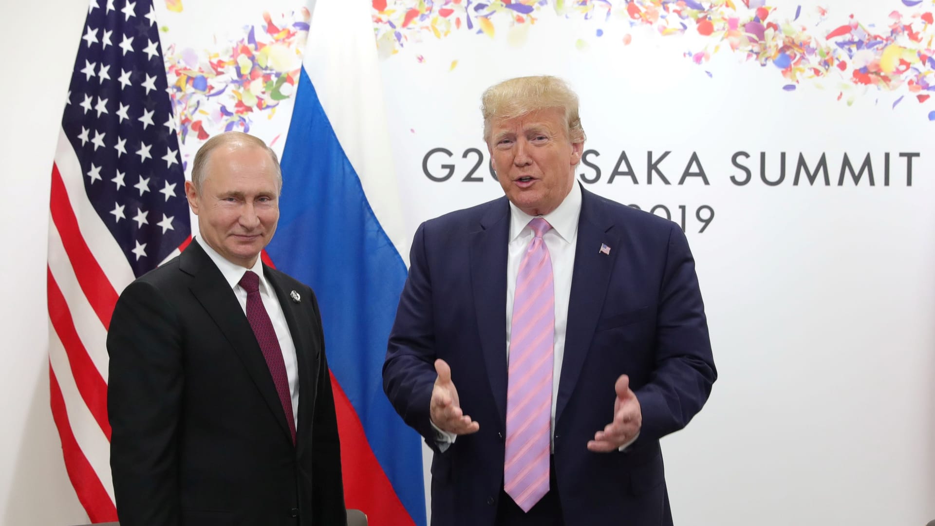 Wladimir Putin und Donald Trump (Archivbild): Russland wartet auf den Ausgang der US-Wahl.