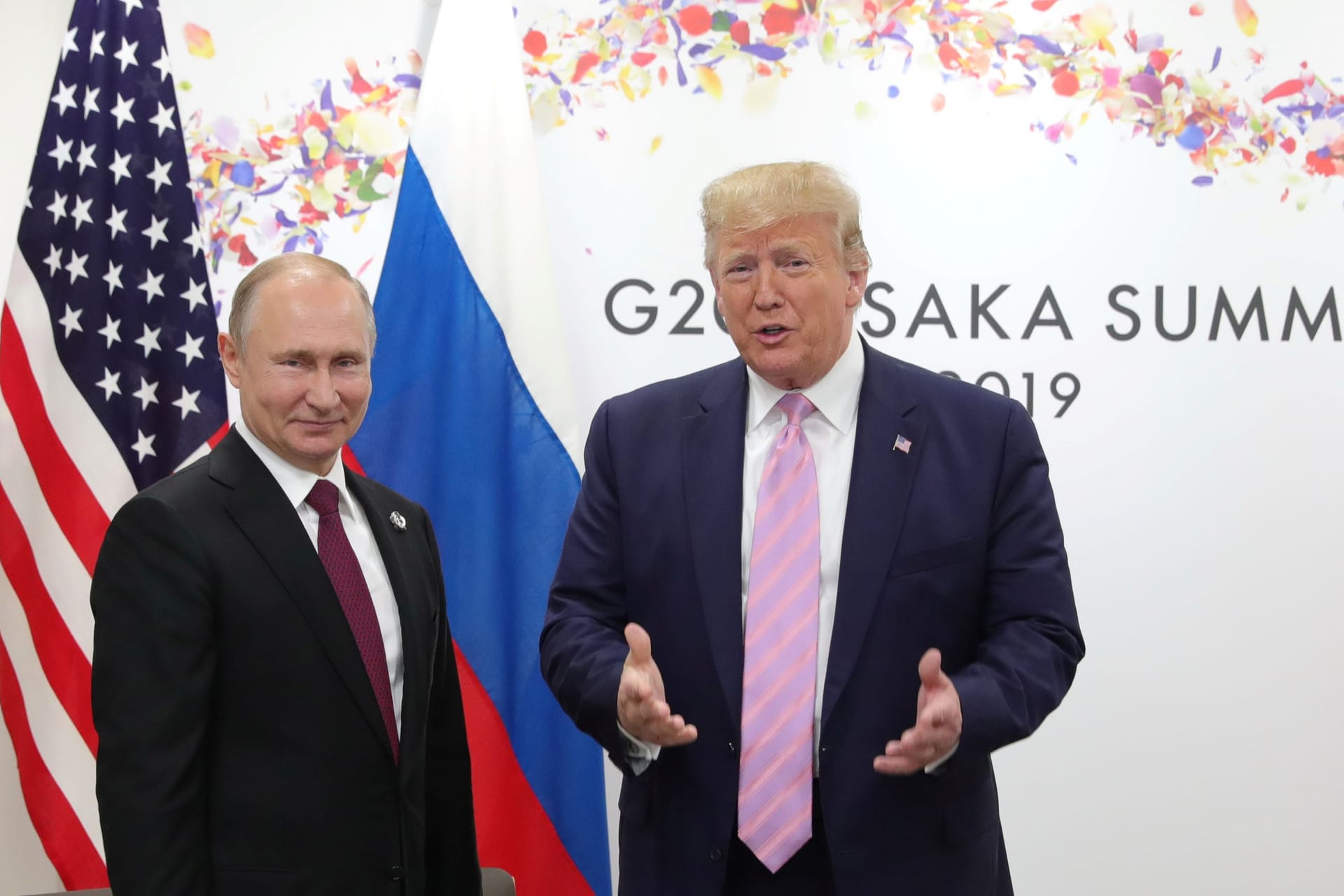 Wladimir Putin und Donald Trump (Archivbild): Russland wartet auf den Ausgang der US-Wahl.